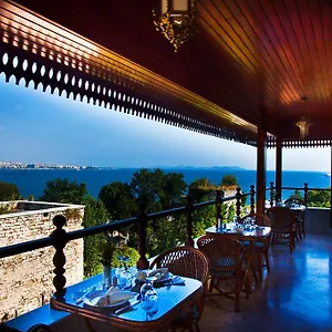 4* Ξενοδοχείο Valide Sultan Konagi
